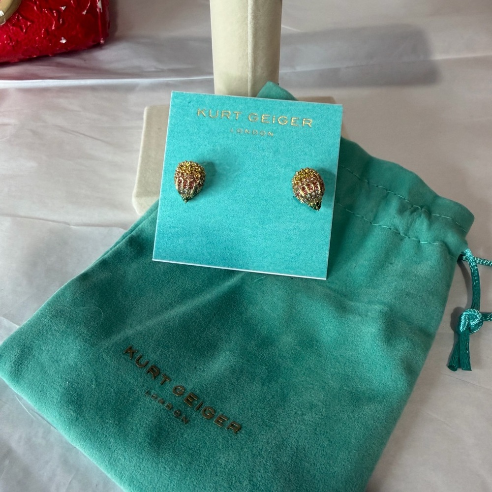 Kurt Geiger eagle stud earrings new